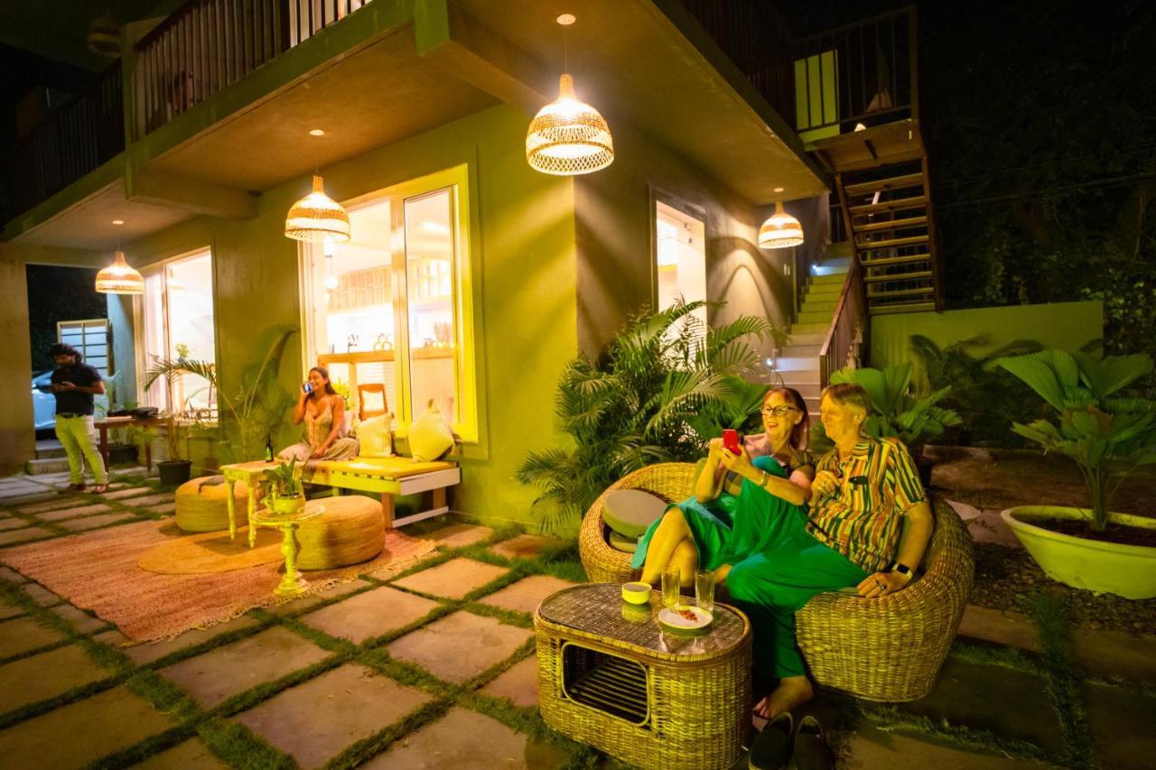 Locomo Boutique, Morjim - Stay Work Eat 외부 사진