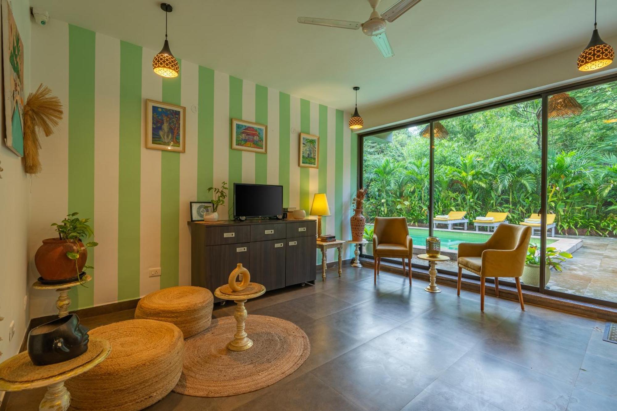 Locomo Boutique, Morjim - Stay Work Eat 외부 사진