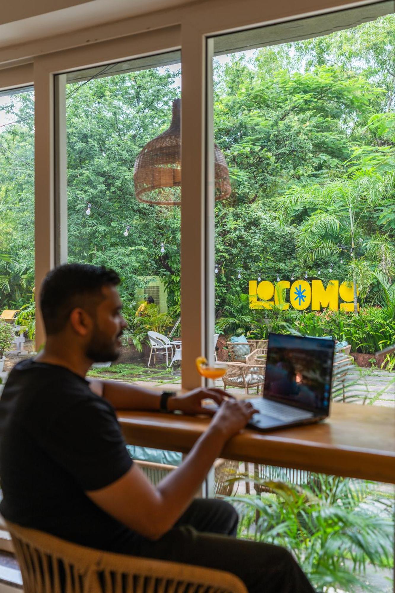 Locomo Boutique, Morjim - Stay Work Eat 외부 사진